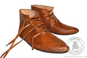 Hand sewn men's medieval shoes - stock. Medieval Market, Hand sewn men\'s shoes 2